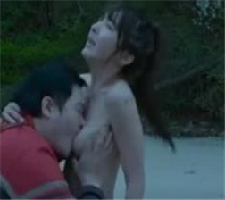 猎手在郊外狩猎成功 mp4