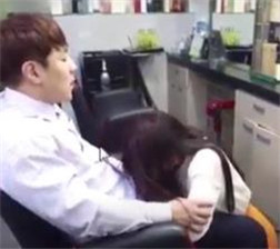 理发师也会口交 mp4