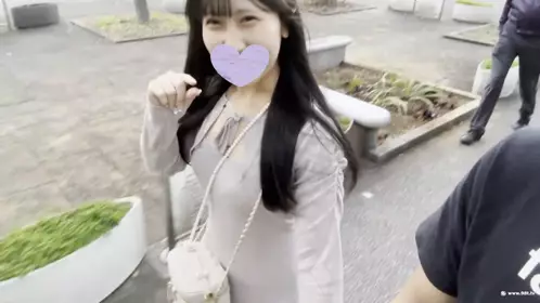 FC2PPV-4100645 【无修正】「♡チンポで奥突かれるのが好きヘンタイ女です♡」